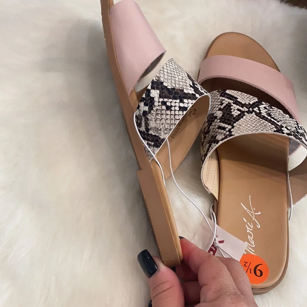 MARI A TANO SANDALS